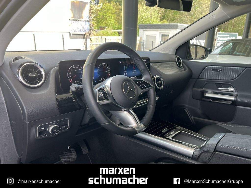 Mercedes-Benz B 250 2023