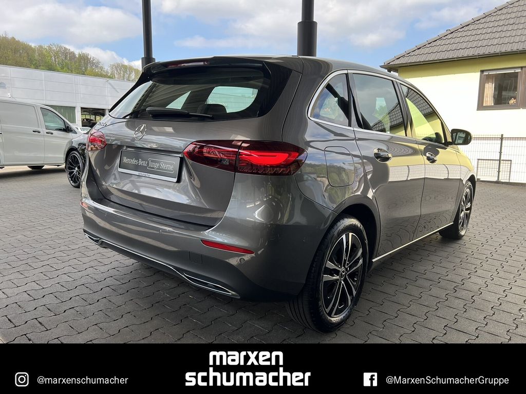 Mercedes-Benz B 250 2023