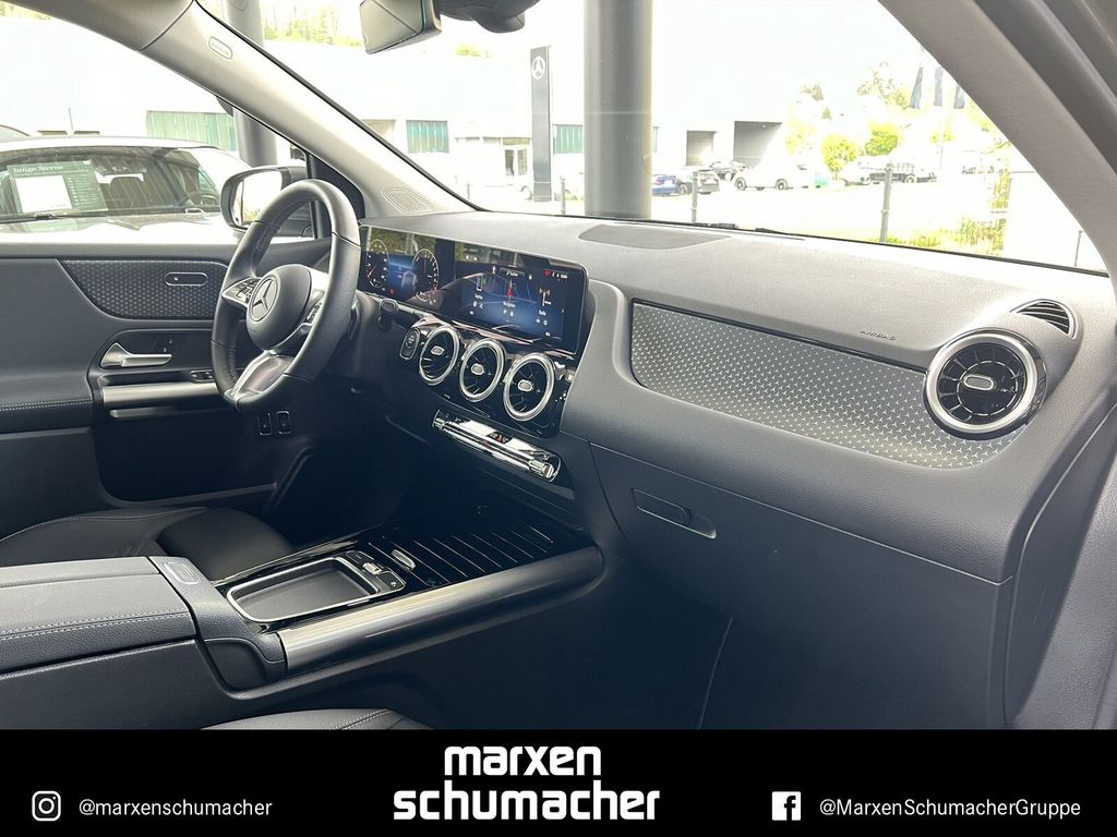 Mercedes-Benz B 250 2023