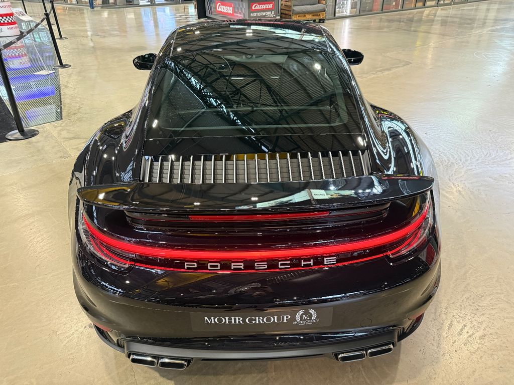 Porsche 992 2023
