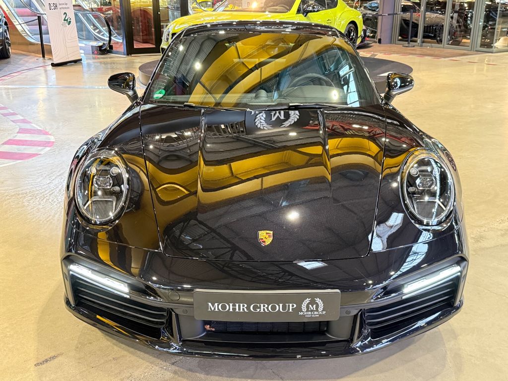 Porsche 992 2023