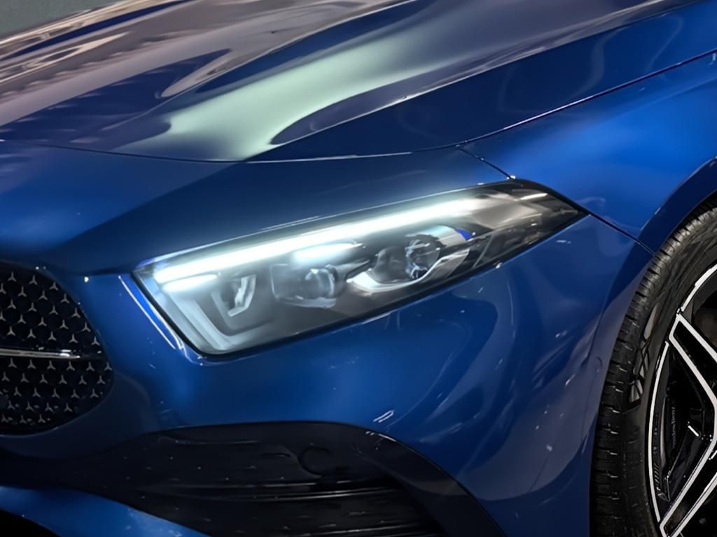 Mercedes-Benz A 200 2025