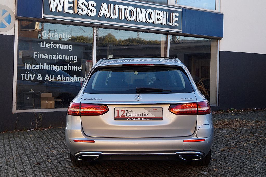 Mercedes-Benz E 300 2021