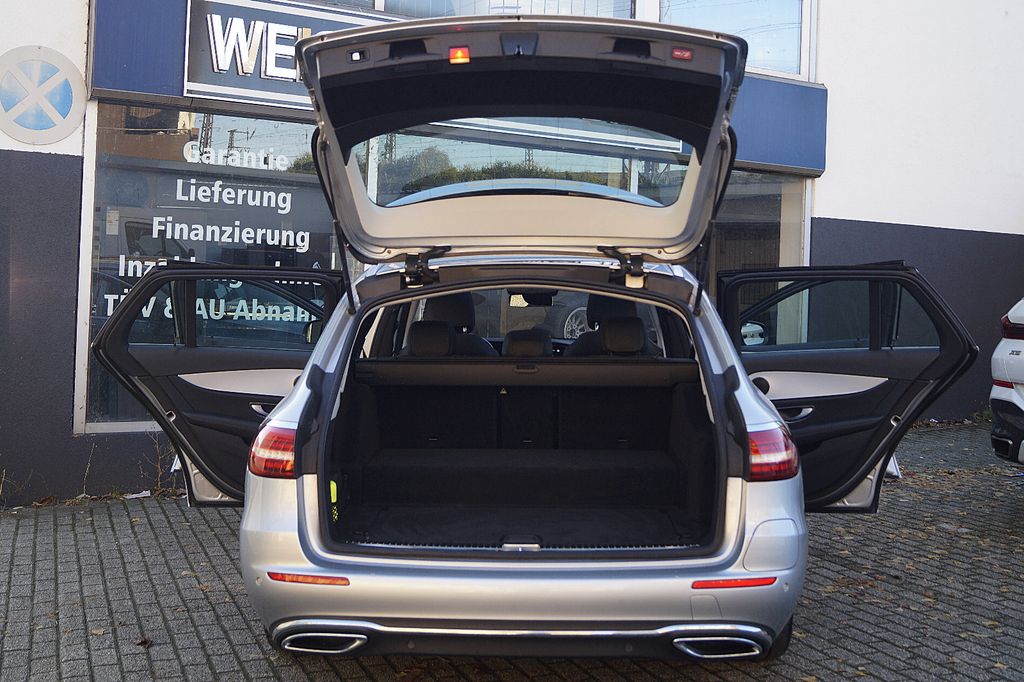 Mercedes-Benz E 300 2021