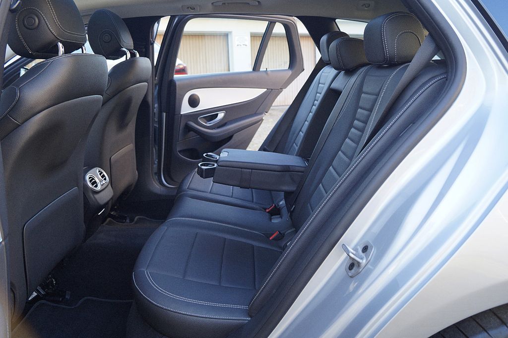 Mercedes-Benz E 300 2021