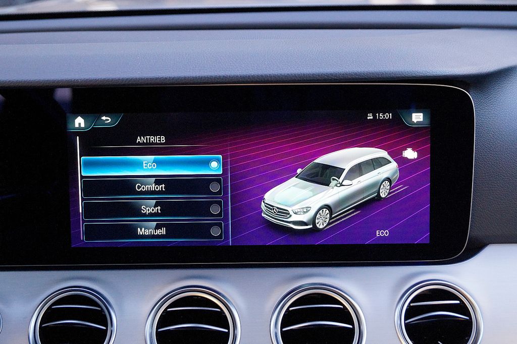 Mercedes-Benz E 300 2021