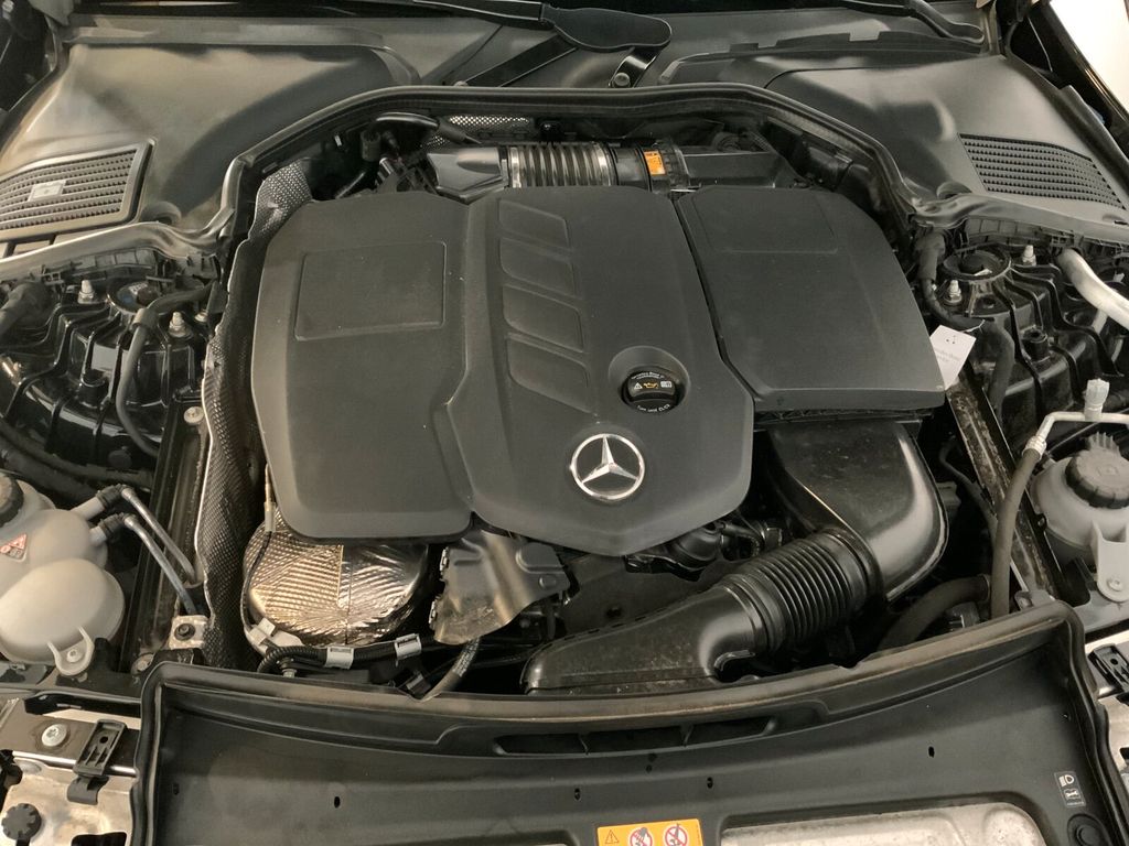 Mercedes-Benz C 300 2023