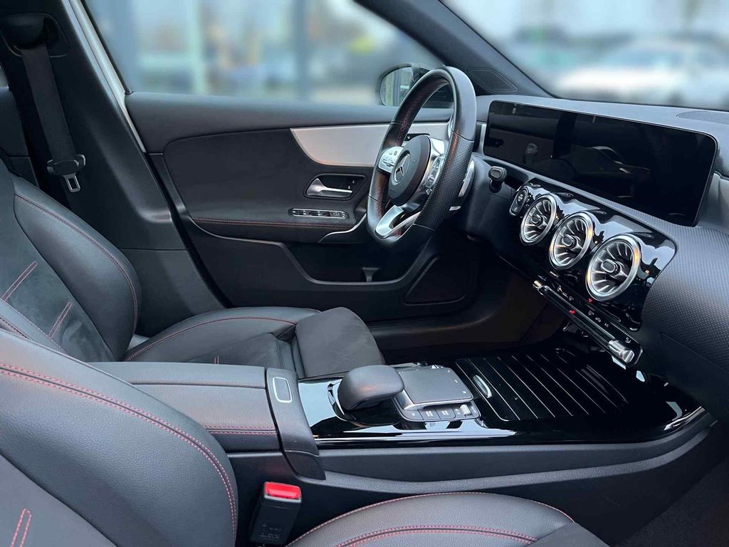 Mercedes-Benz A 220 2023