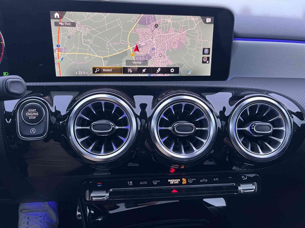 Mercedes-Benz A 220 2023