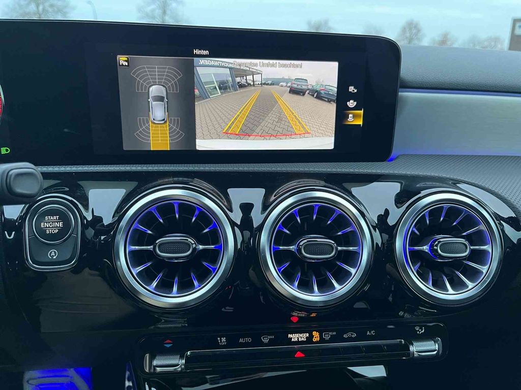 Mercedes-Benz A 220 2023