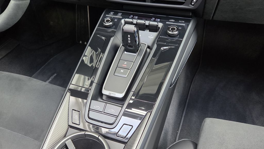 Porsche 992 2025