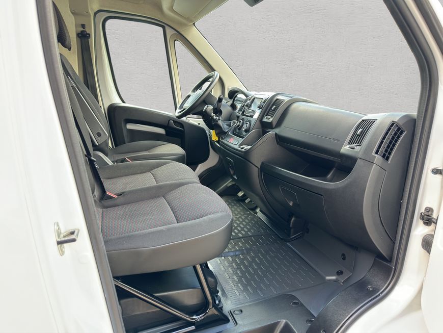 Opel Movano 2023