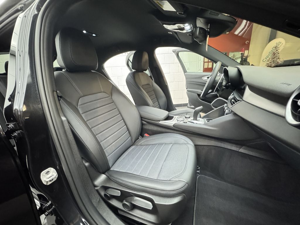 Alfa Romeo Giulia 2022