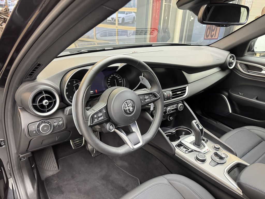 Alfa Romeo Giulia 2022