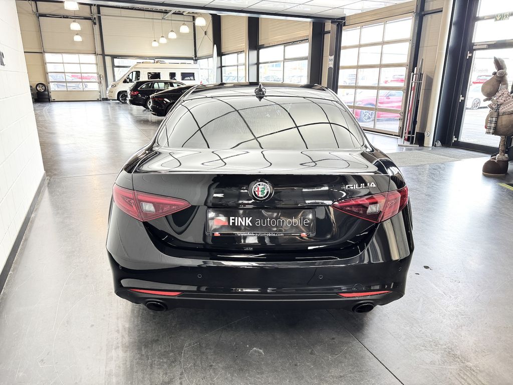 Alfa Romeo Giulia 2022