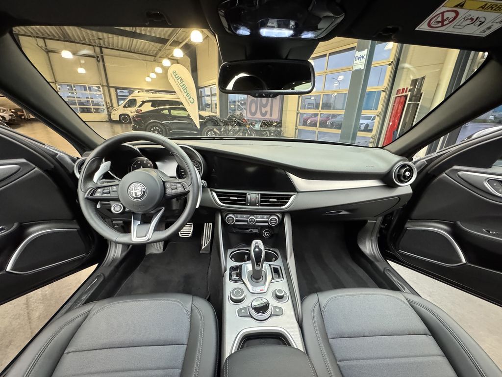 Alfa Romeo Giulia 2022