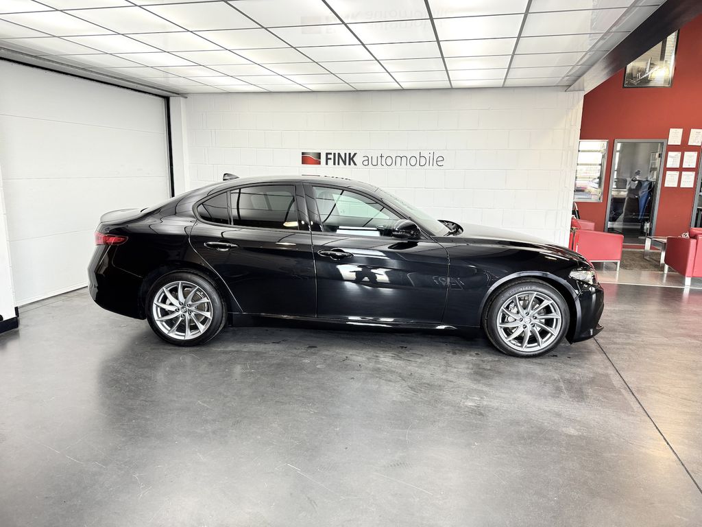 Alfa Romeo Giulia 2022