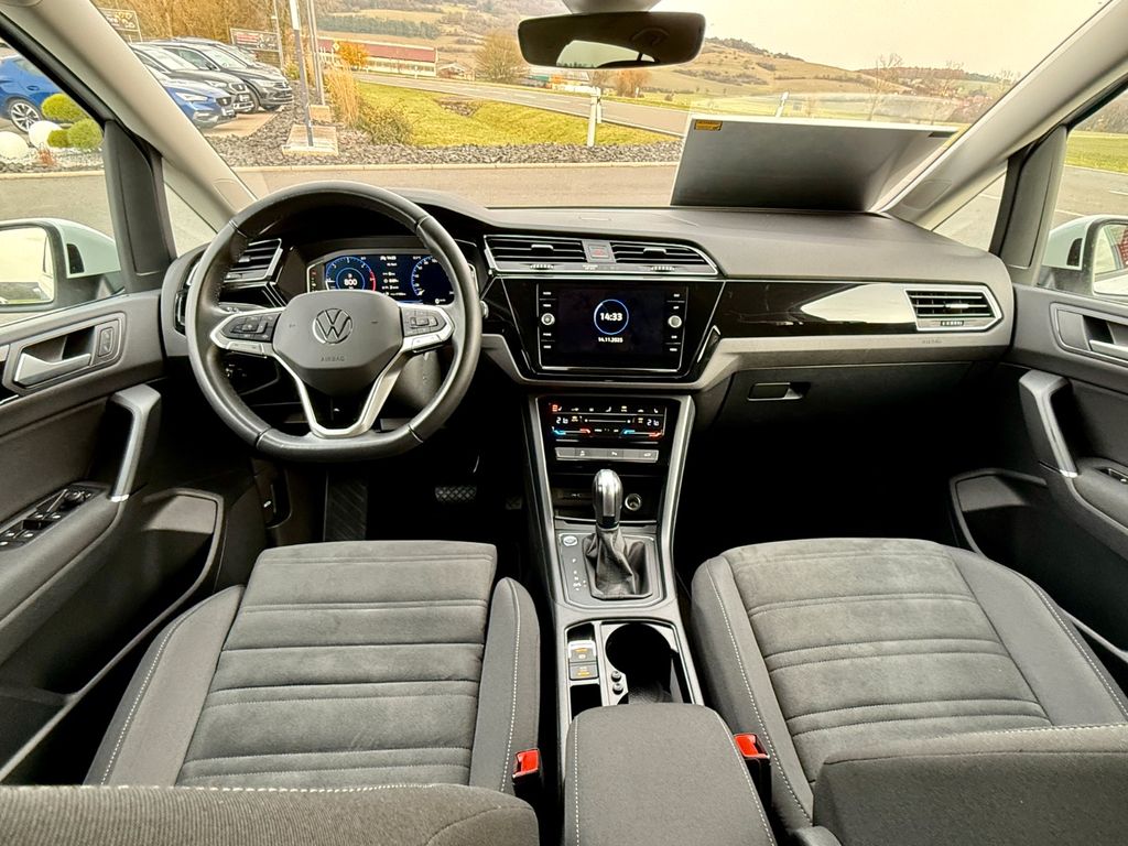 Volkswagen Touran 2023