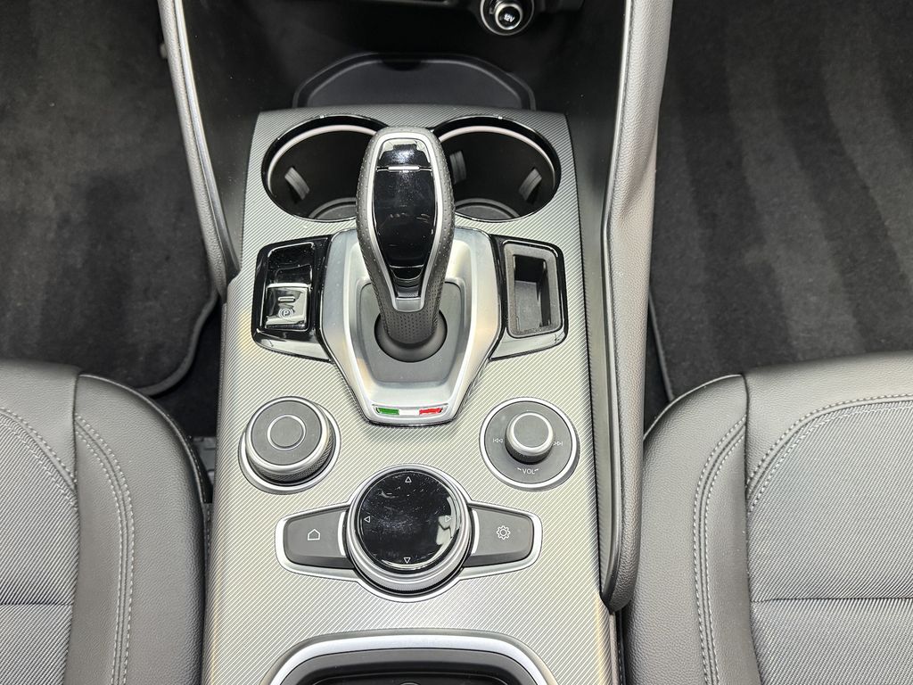 Alfa Romeo Giulia 2022