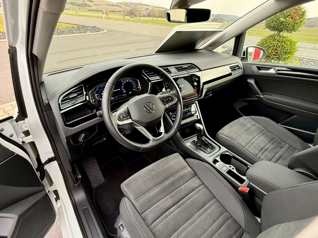 Volkswagen Touran 2023