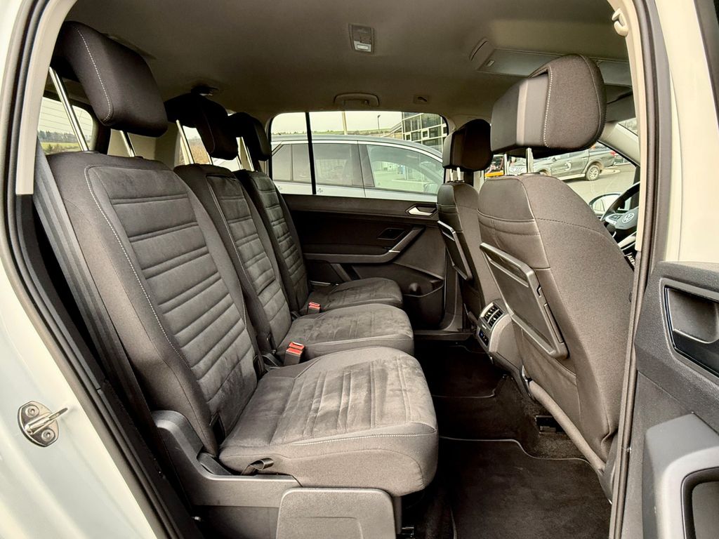 Volkswagen Touran 2023