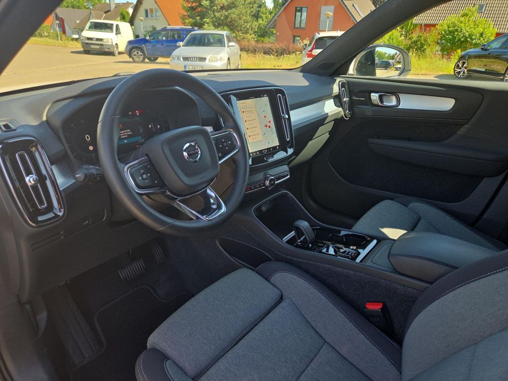 Volvo XC40 2024