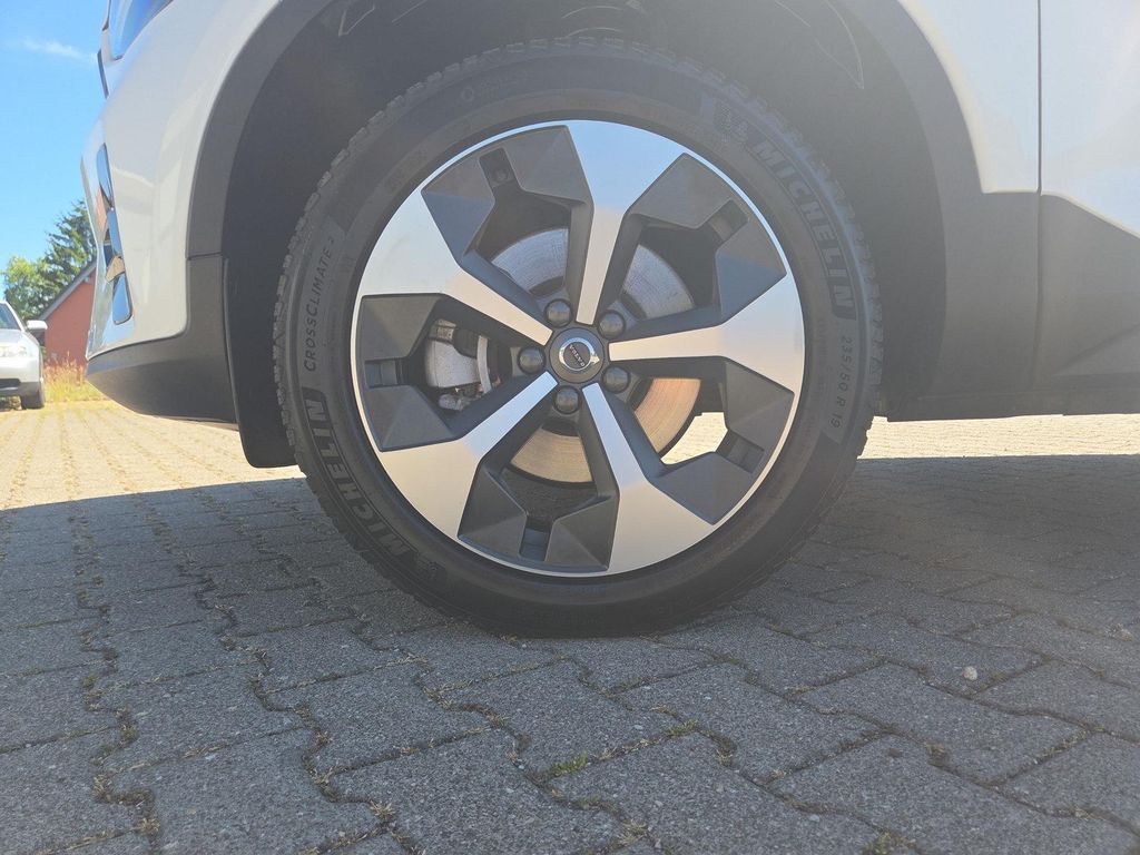 Volvo XC40 2024