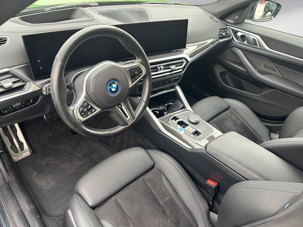 BMW i4 2023