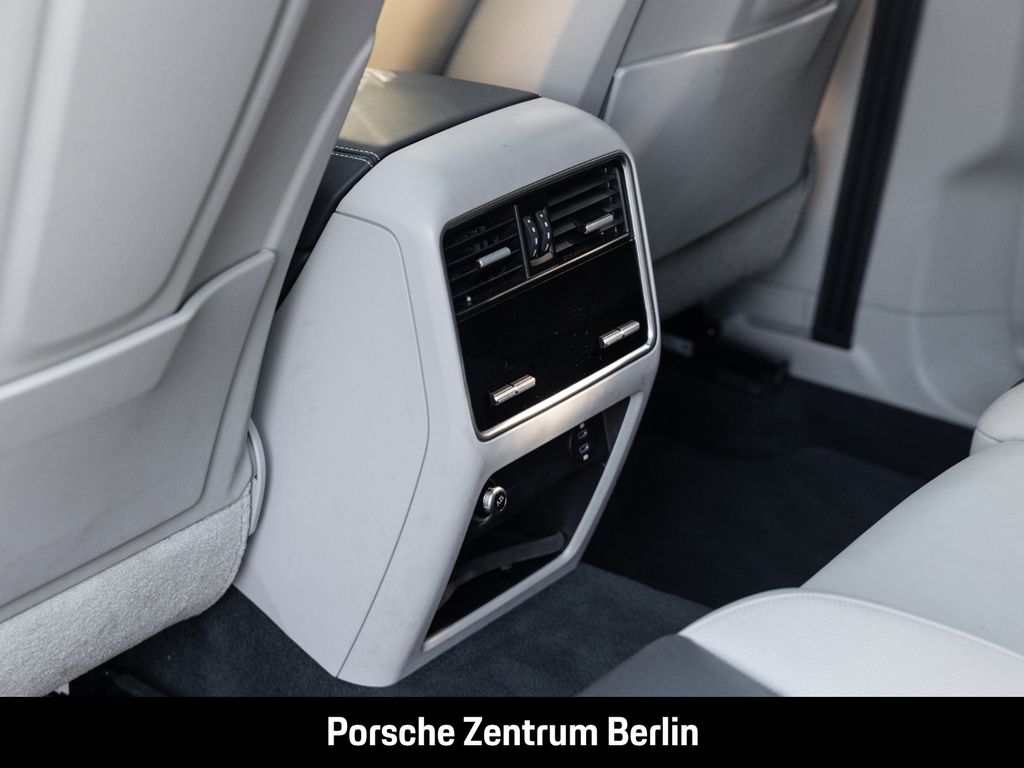 Porsche Cayenne 2023