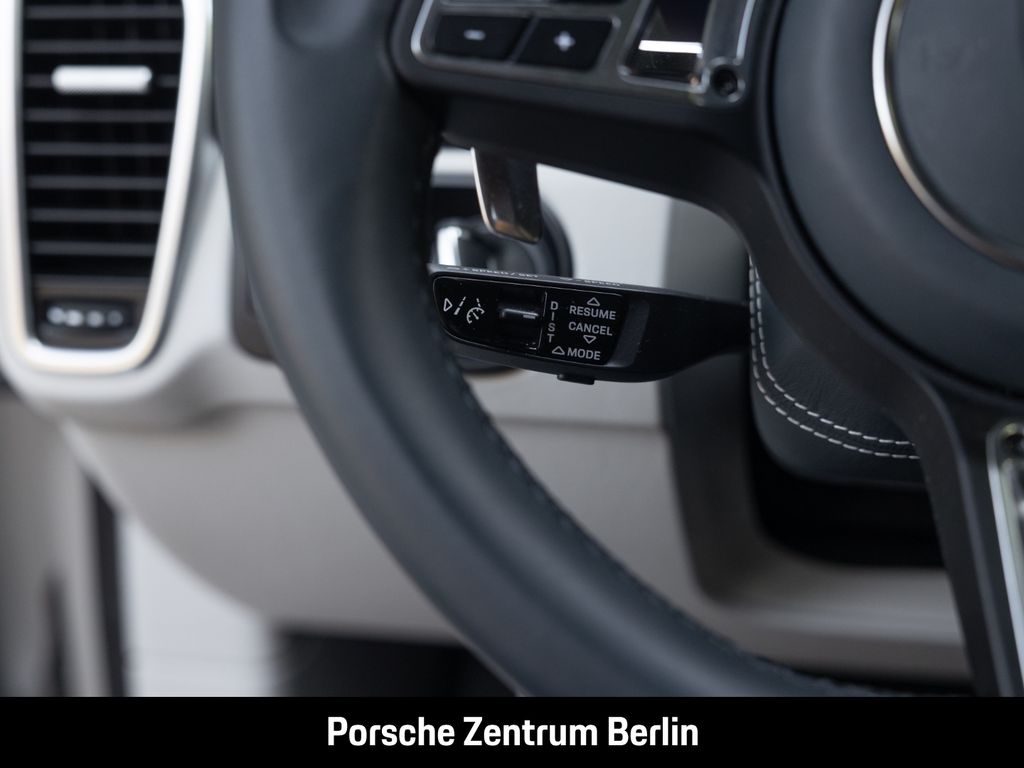 Porsche Cayenne 2023