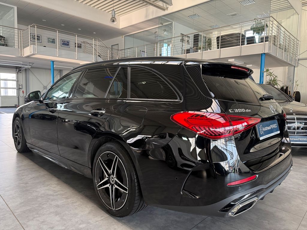Mercedes-Benz C 300 2025