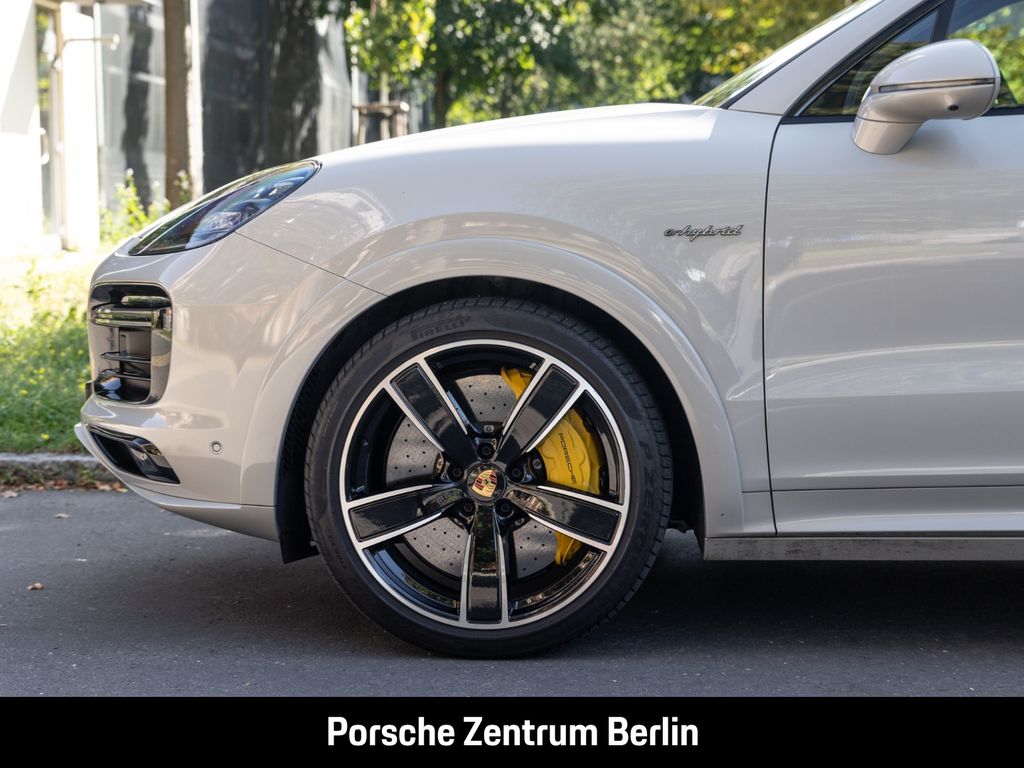 Porsche Cayenne 2023
