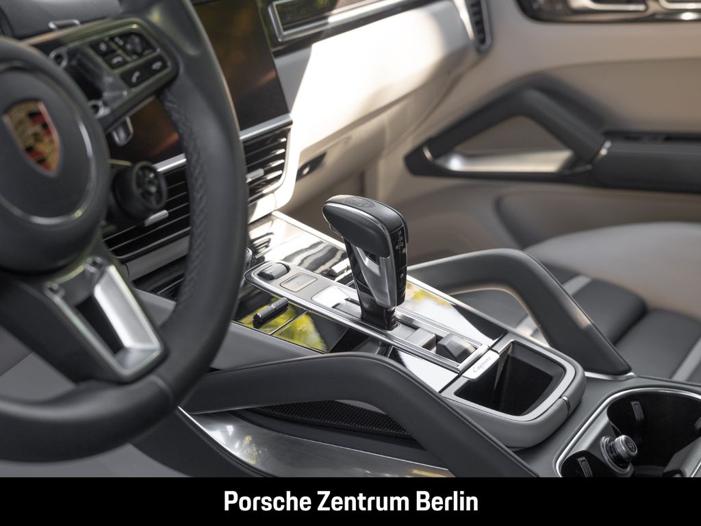 Porsche Cayenne 2023