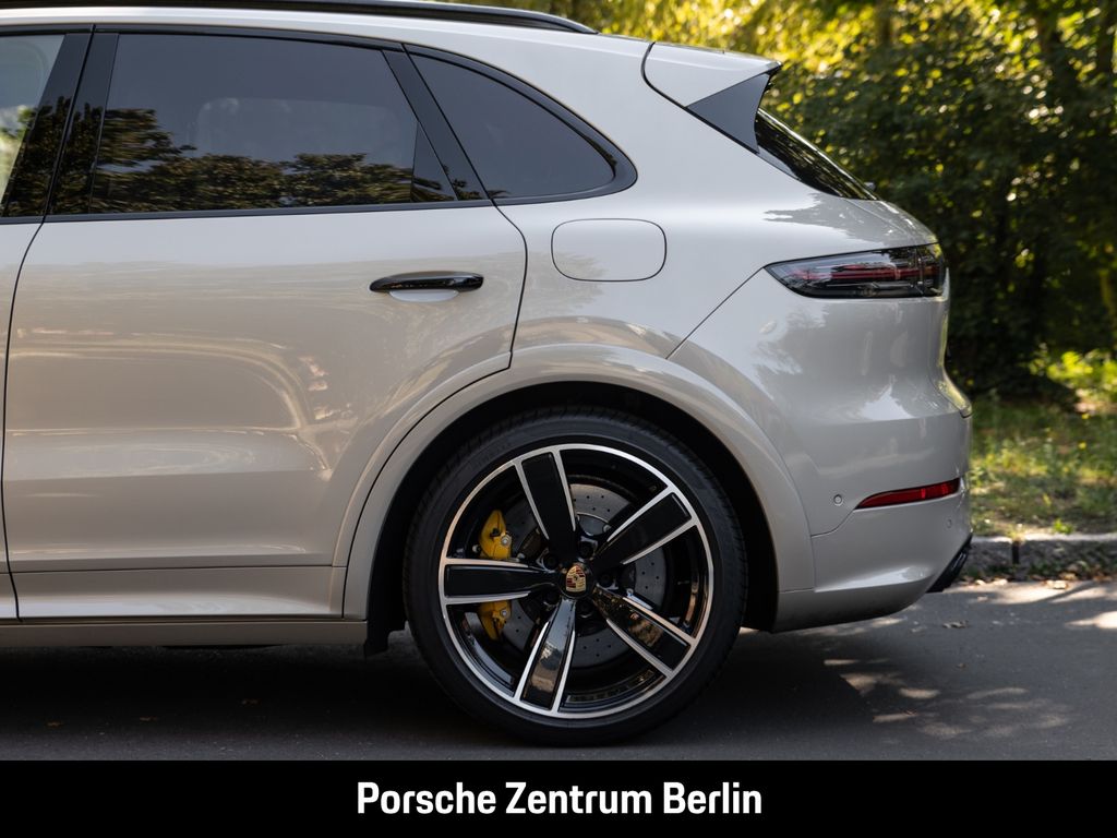 Porsche Cayenne 2023