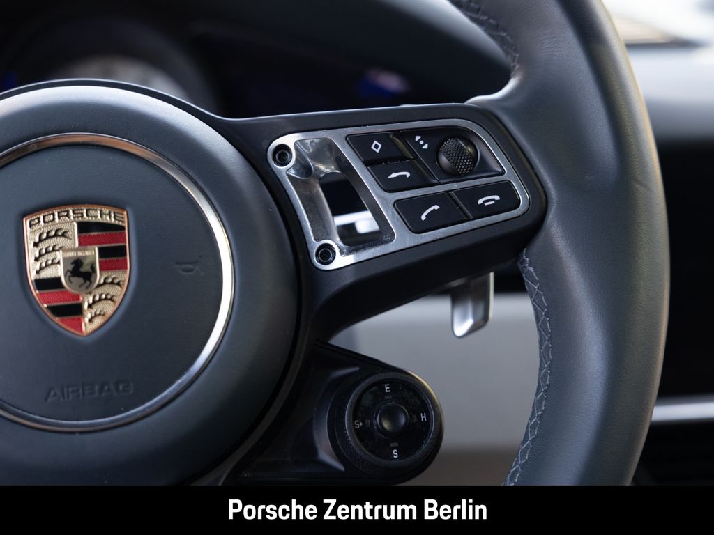 Porsche Cayenne 2023