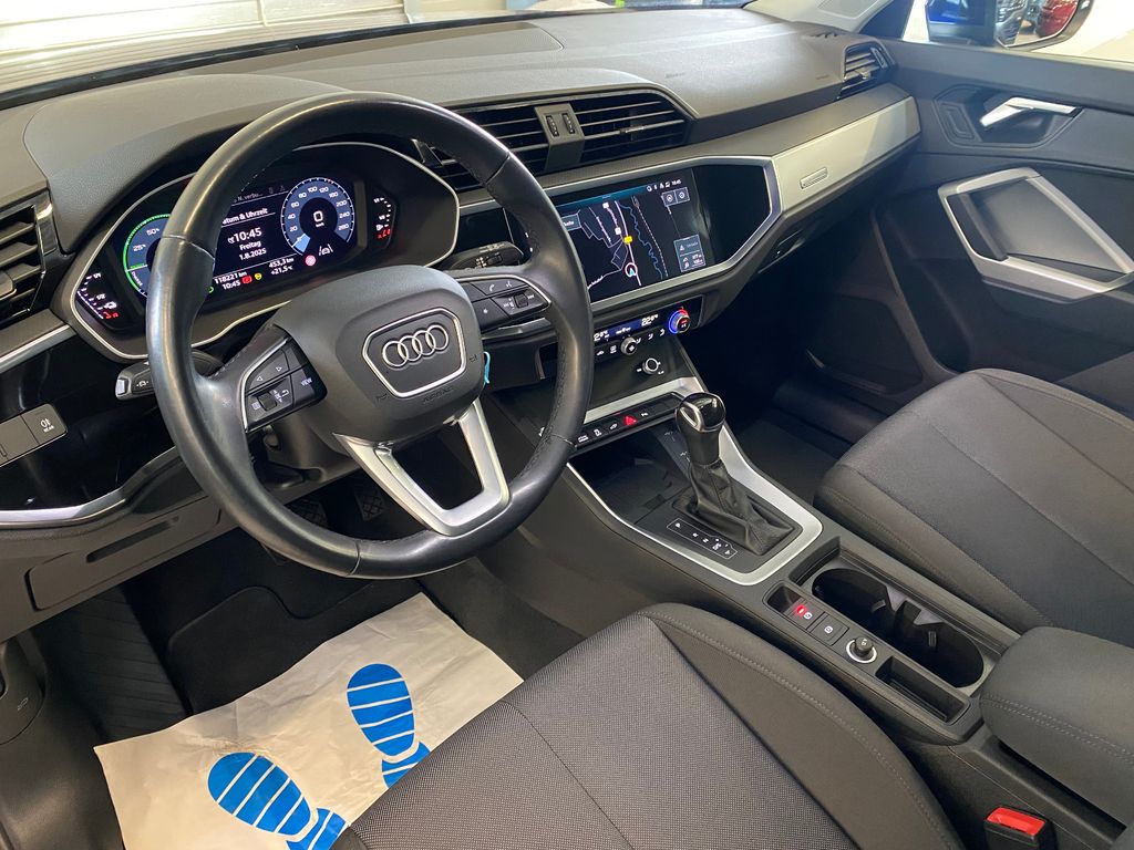 Audi Q3 2021