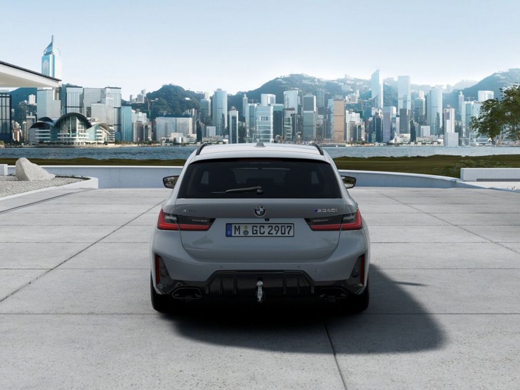 BMW M340i