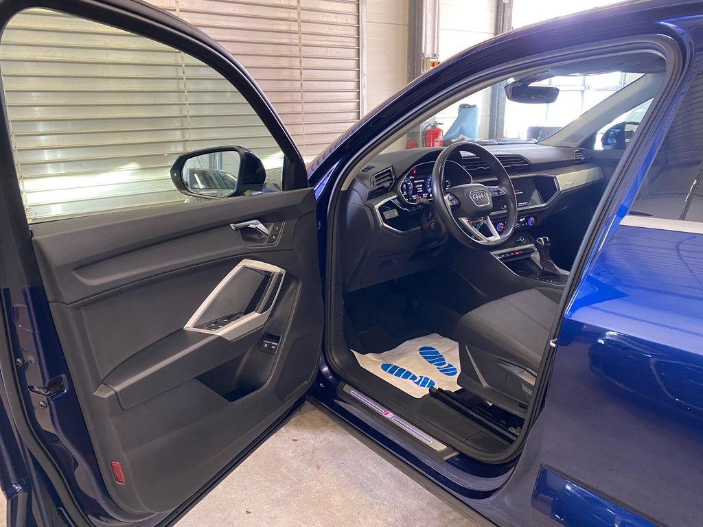 Audi Q3 2021