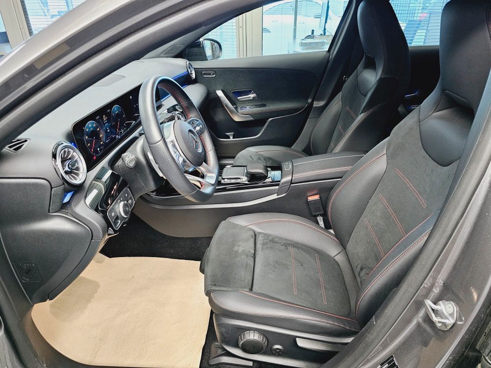 Mercedes-Benz A 220 2024