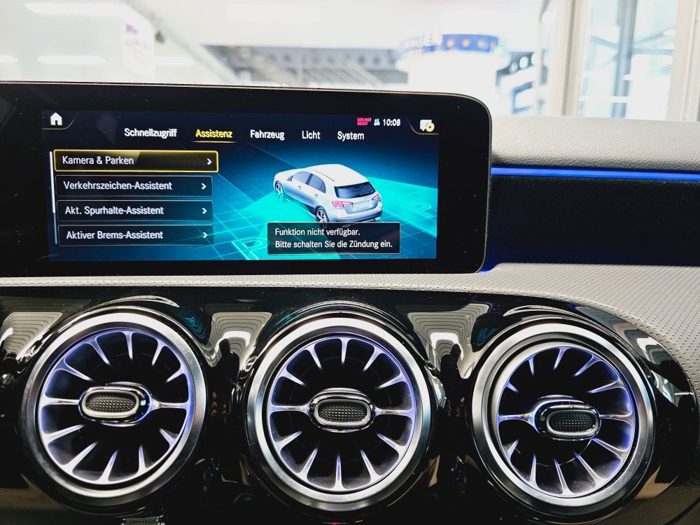 Mercedes-Benz A 220 2024