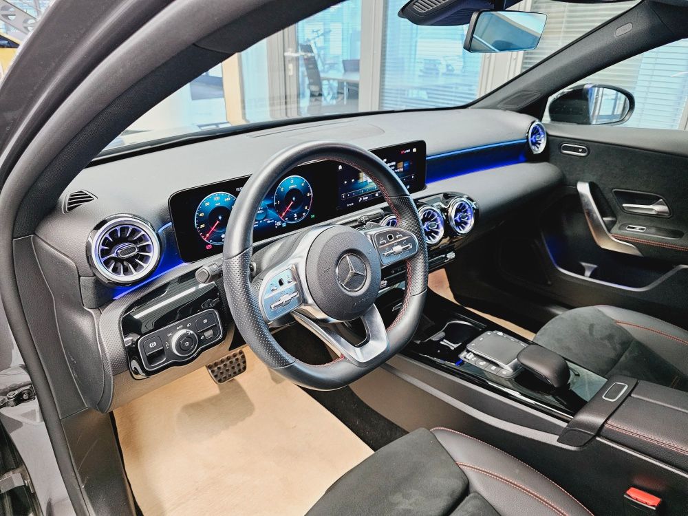 Mercedes-Benz A 220 2024