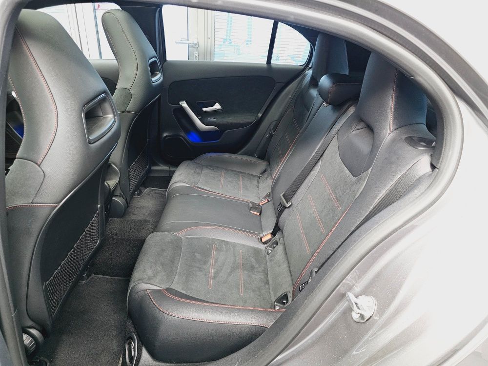 Mercedes-Benz A 220 2024