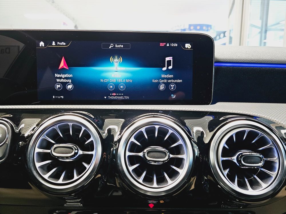 Mercedes-Benz A 220 2024