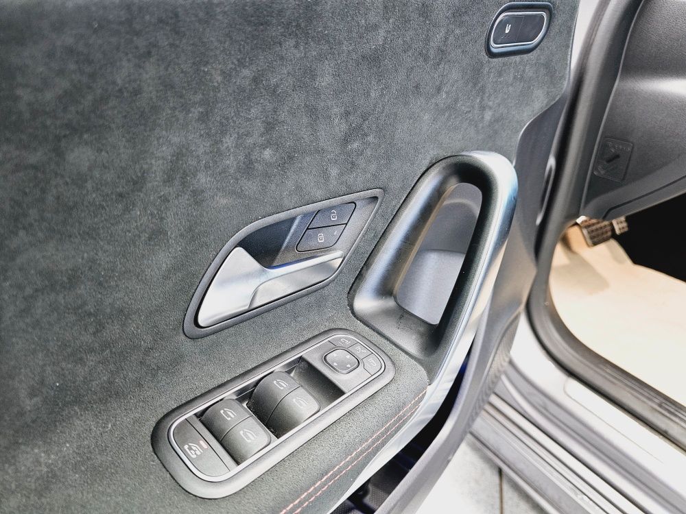 Mercedes-Benz A 220 2024