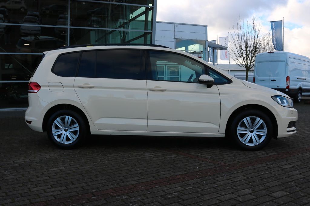 Volkswagen Touran 2024