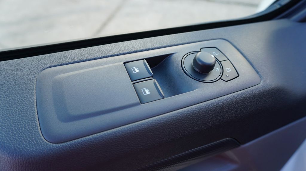 Ford Transit Custom 2025