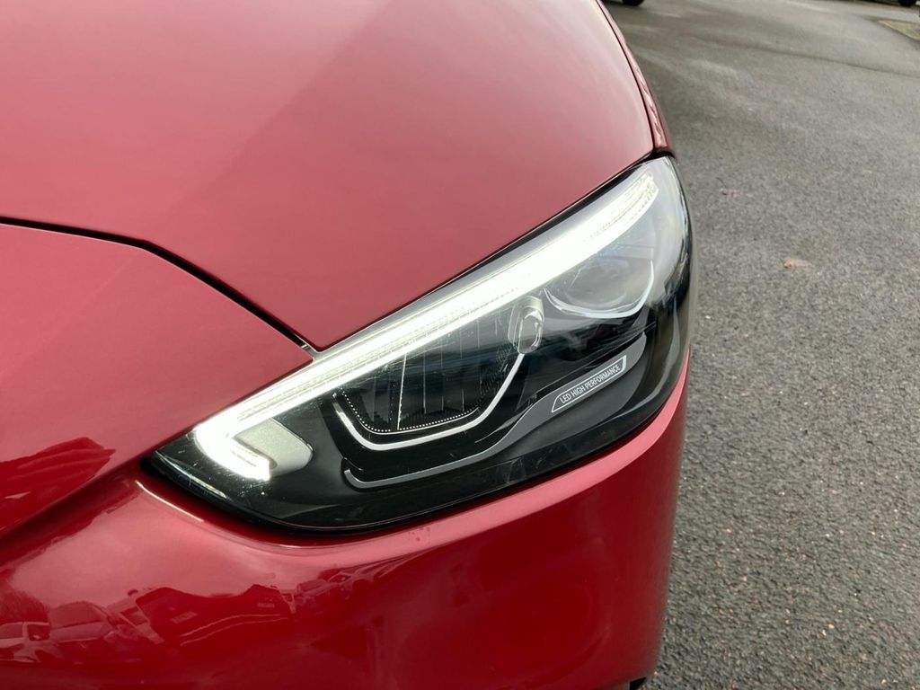 Mercedes-Benz C 300 2024