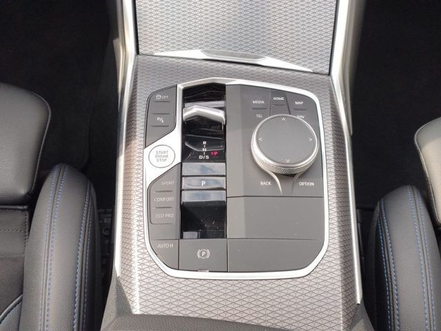 BMW 320 2023