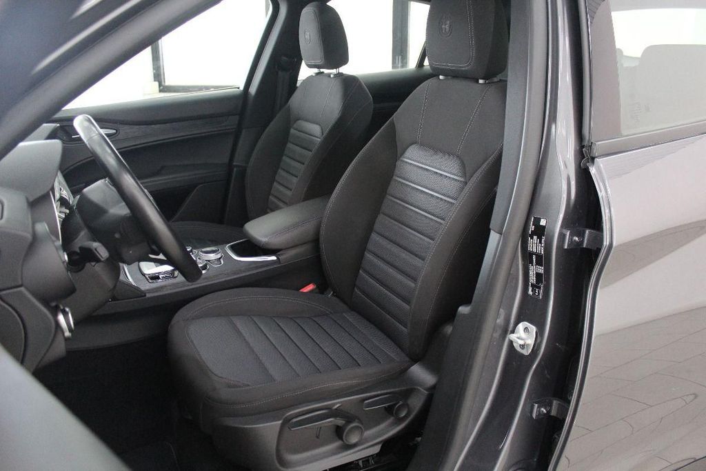 Alfa Romeo Stelvio 2022