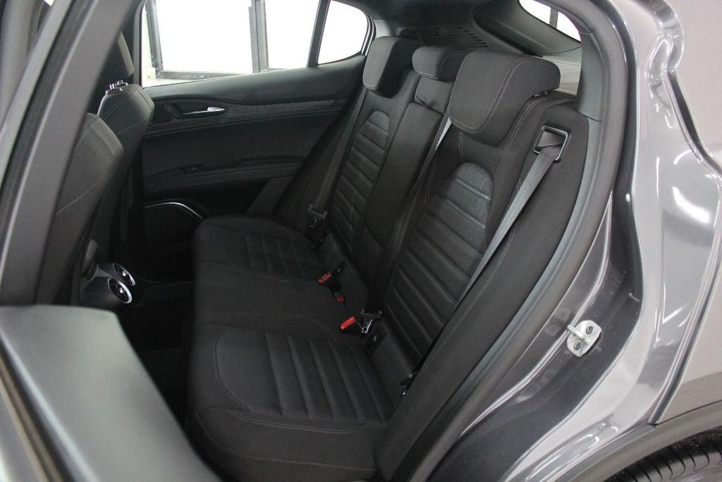 Alfa Romeo Stelvio 2022